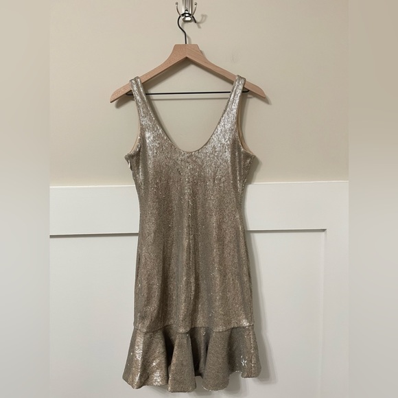 Bebe Champagne Sequin Holiday Party Birthday Ruffle Fitted Dress Size Medium - Picture 5 of 7